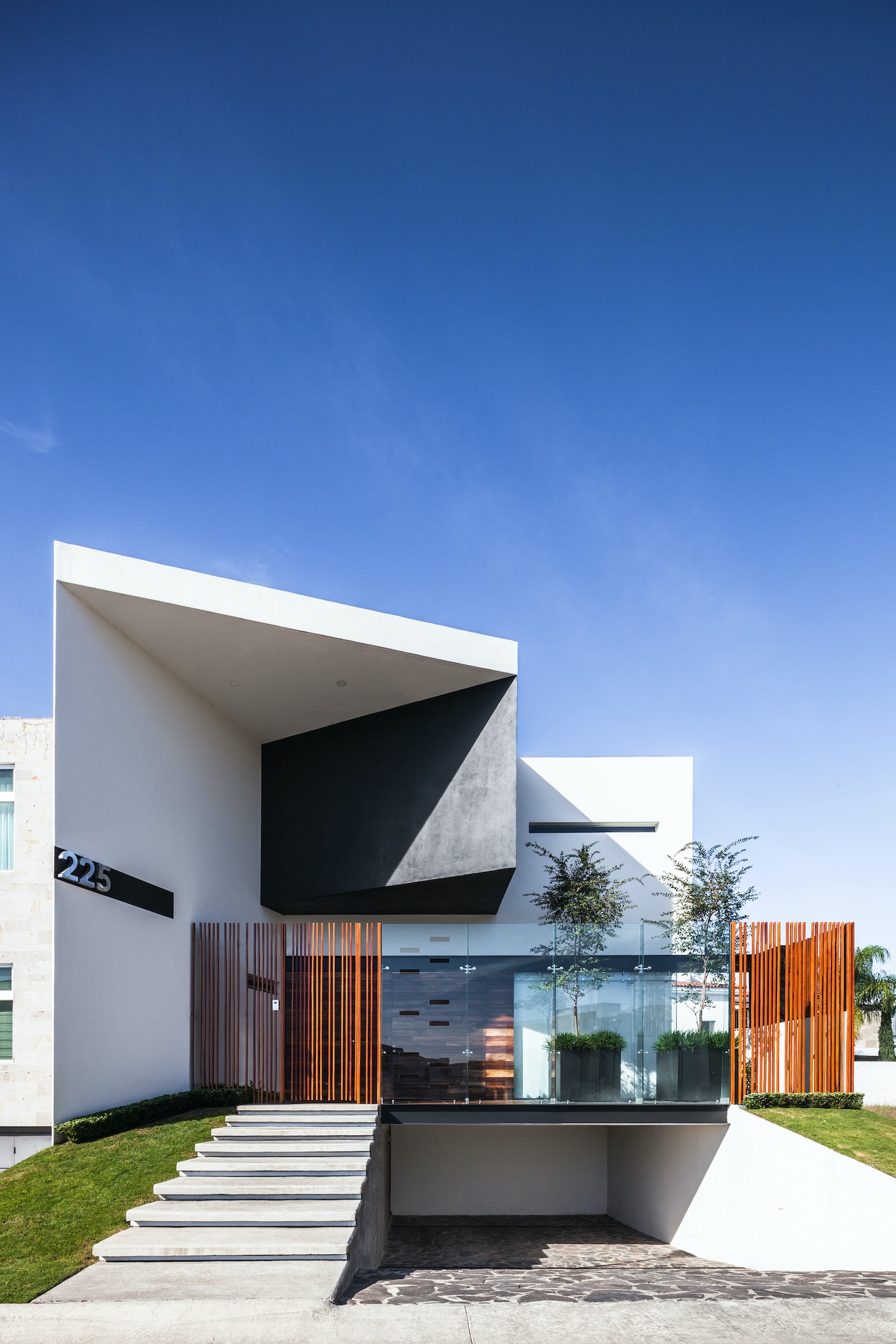 225-house-in-jalisco-mexico-by-21-arqui-houses